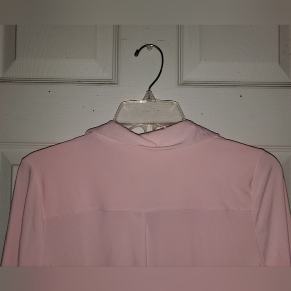 5 for $25 | Tommy Hilfiger Pastel Pink Collared Long Sleeve Button Down Blouse - Picture 7 of 14